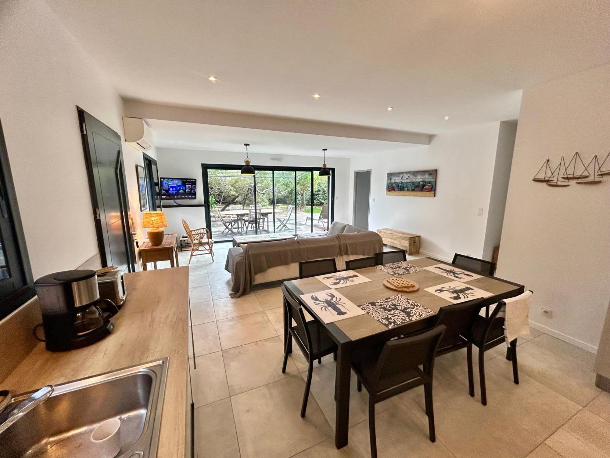 Appartement Luxe Le Levant Hyeres Bagian luar foto